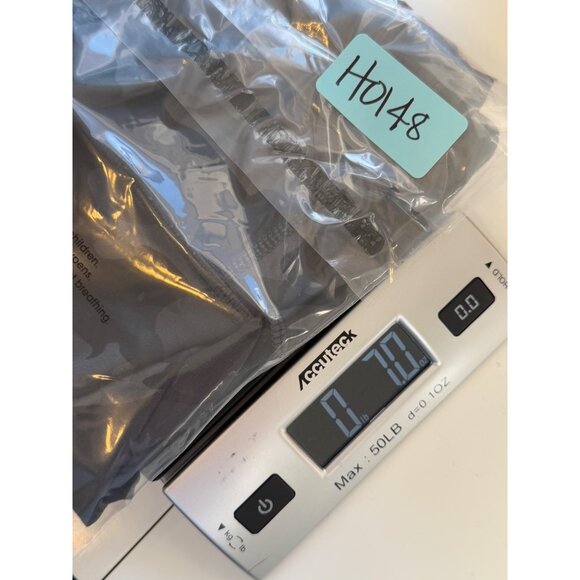 Yogalicious Lux Women's Gray Camouflage Print Leggings M 7/8 ankle Gym Yoga EUC - Picture 12 of 12